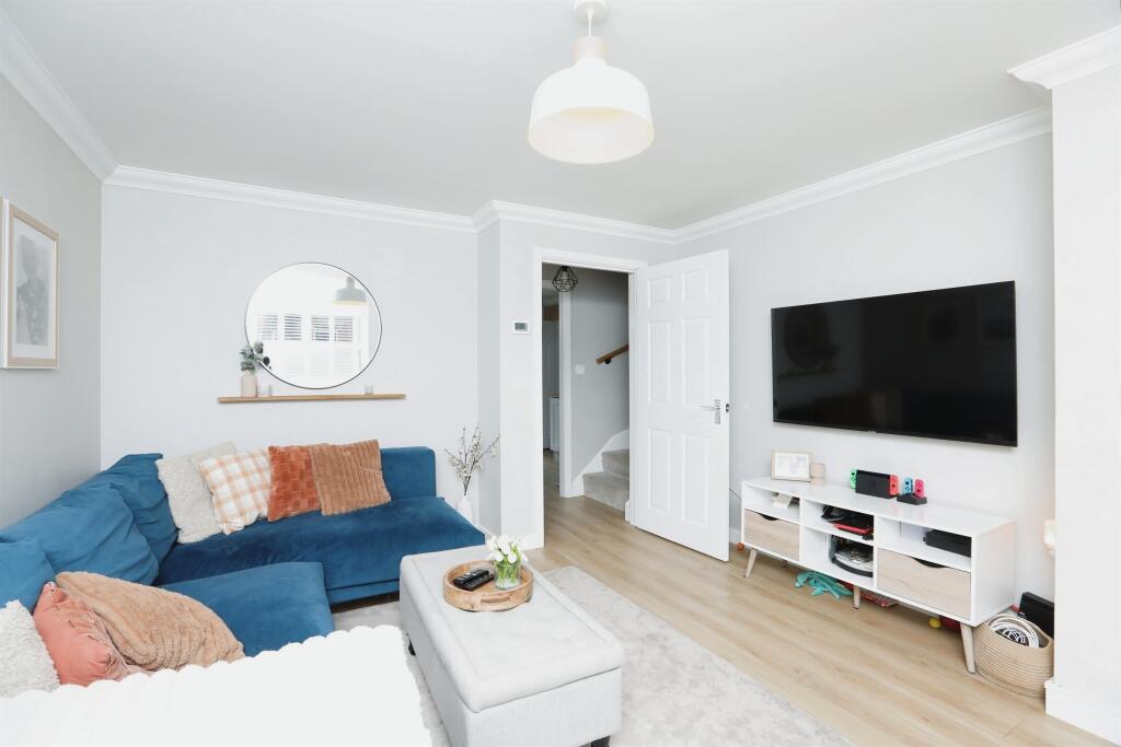 Front Lounge