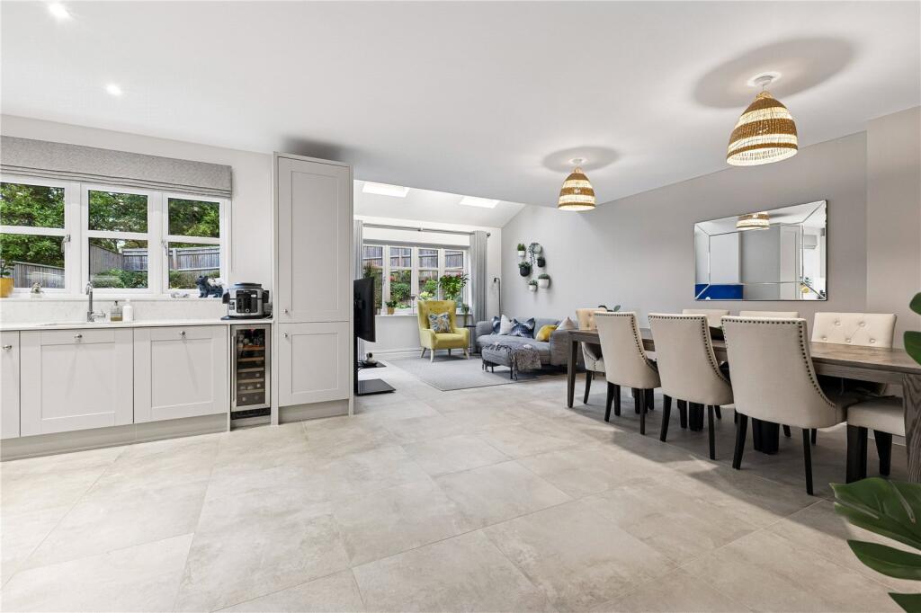Kitchen/Din/Family