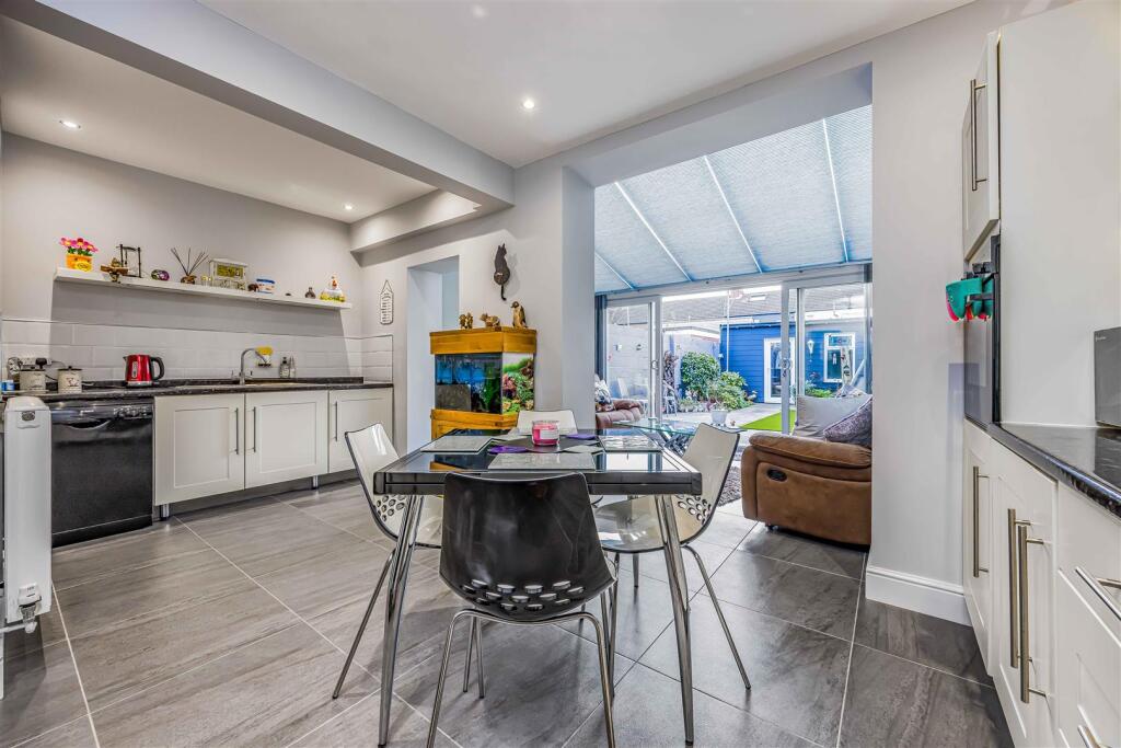 82 Lovett Road, Portsmouth-Small-PorticoMarketing-