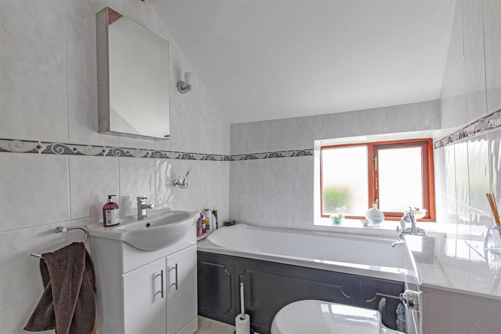Bathroom-1.jpg