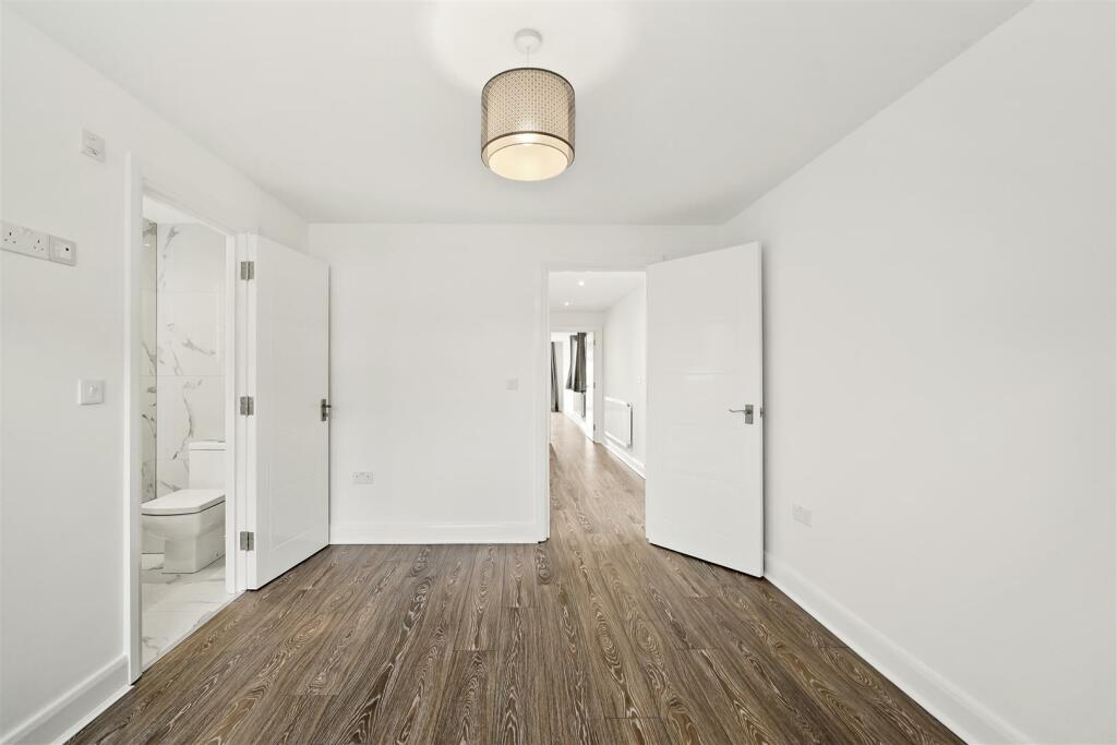 1A Dalmeny Close - s5RBxPyJuUtNea5ZUCMl.jpg