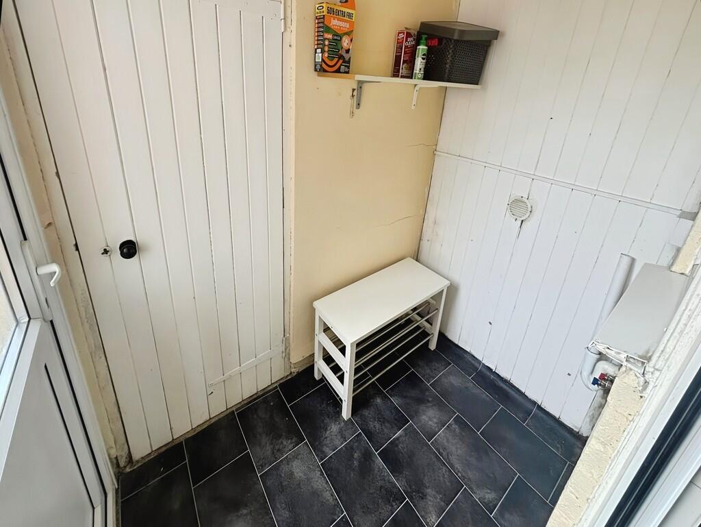 8bf829f7-WhatsApp...