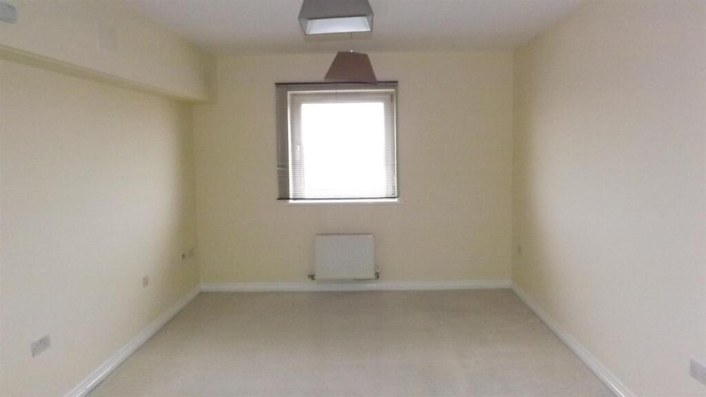 Living/Kitchen
