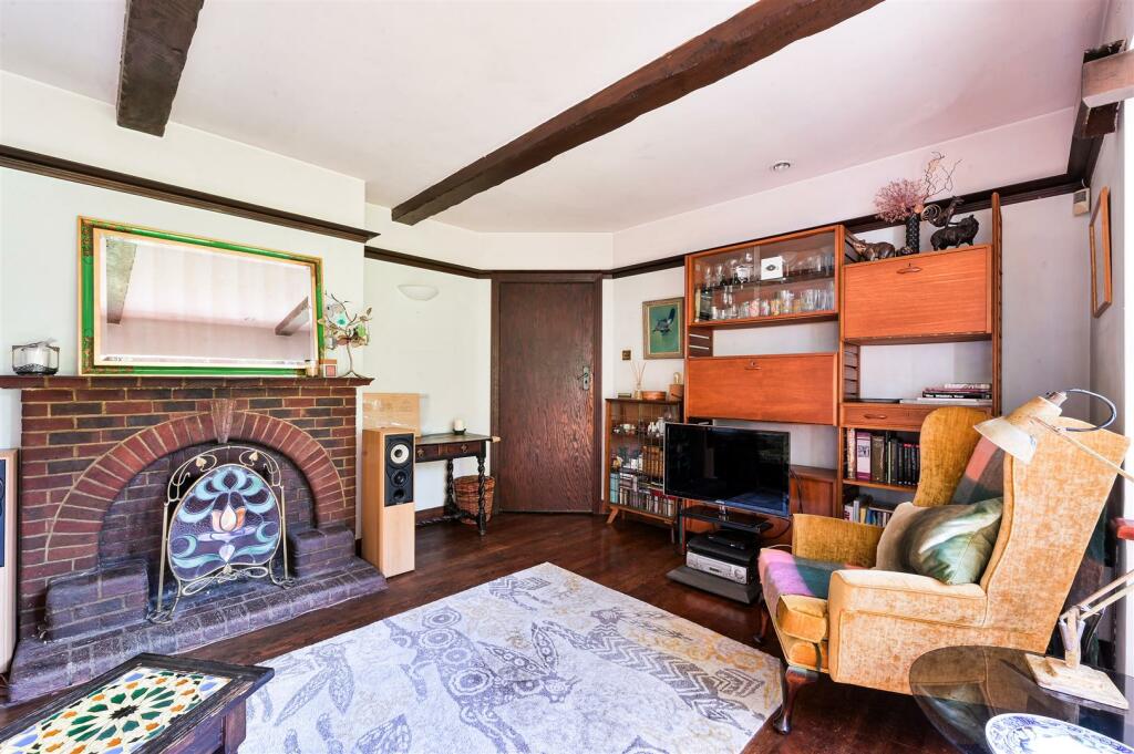 CLAREMONT ROAD (1).jpg