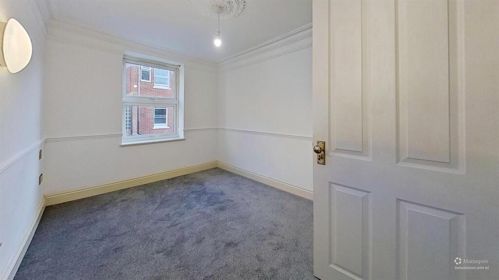 20-22-Sondes-Road-Bedroom-Defurnished 1.jpg