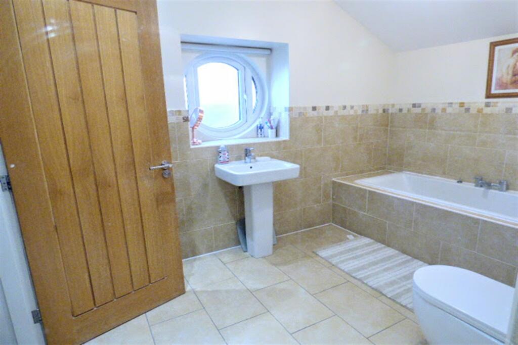 Bedroom 1 En-Suite