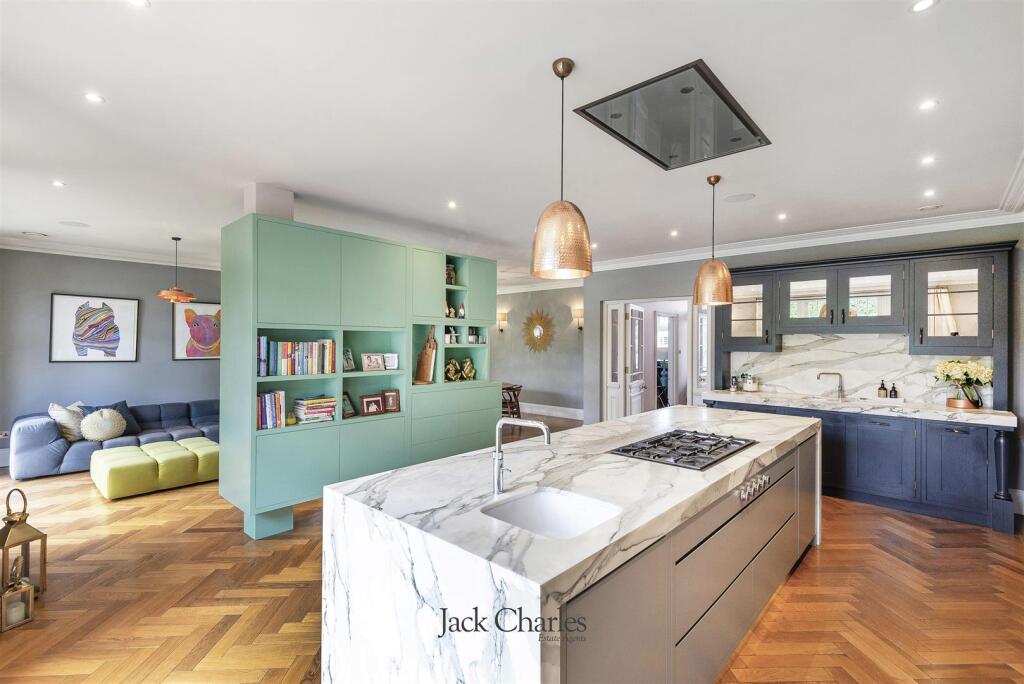 5 Yardley Park Rd, TN9 1NE 012 - Revision 1.jpg