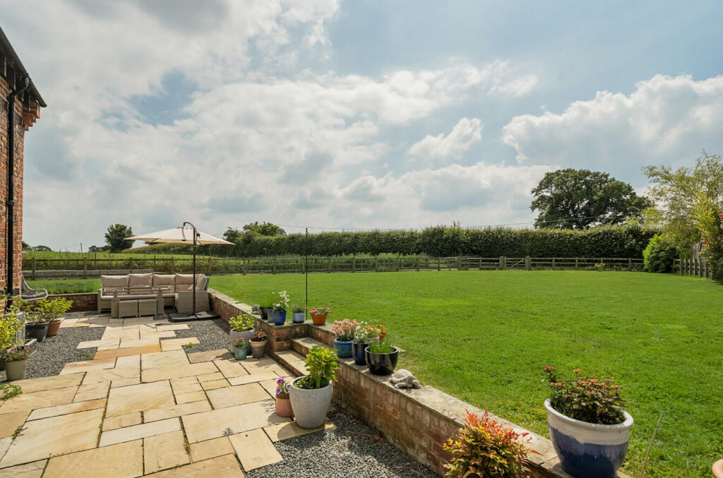 667d3ac7594ee-l-1149342 (9)