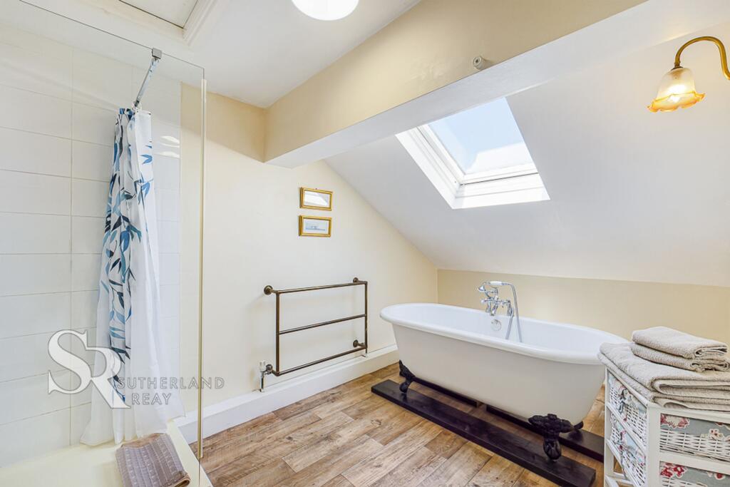 En-Suite 6