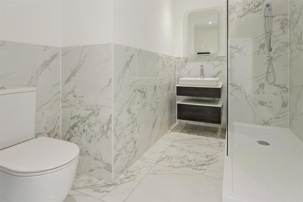 En - Suite.jpg