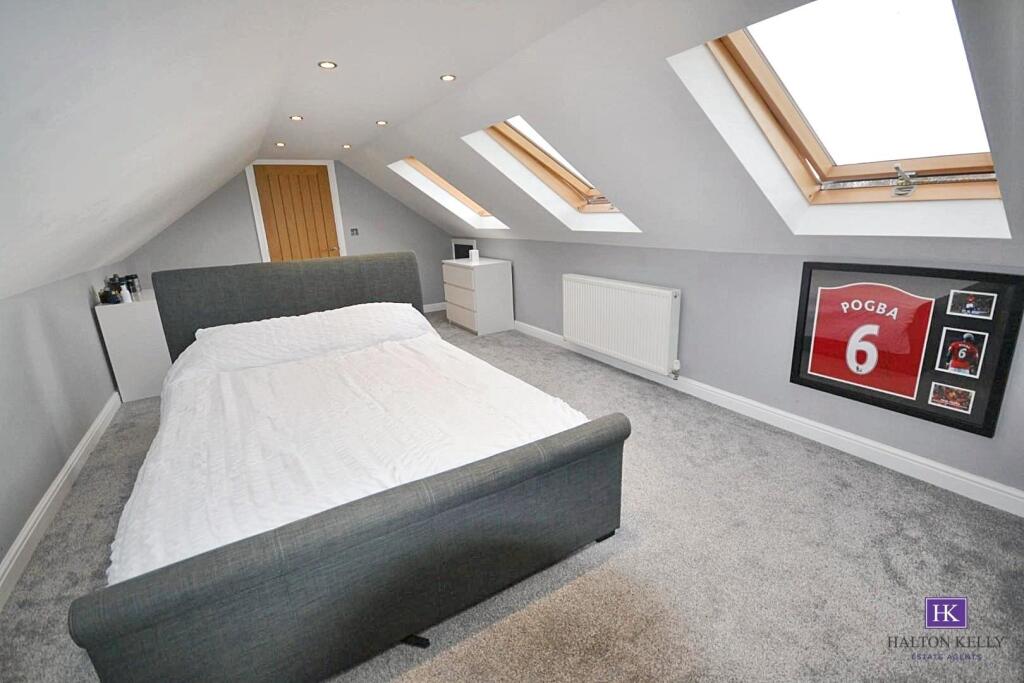 BEDROOM FIVE/GAMES ROOM