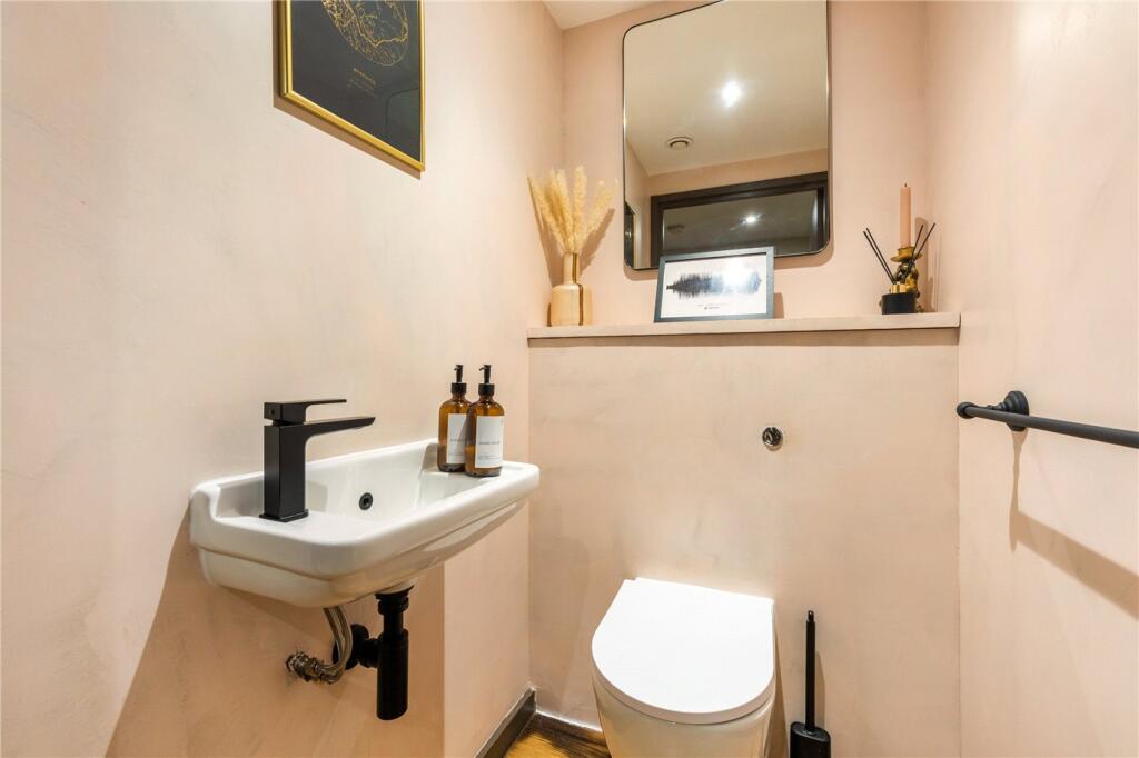 Picture No. 03