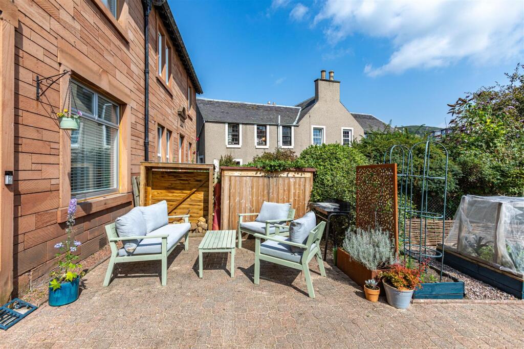 12 Elm Row Galashiels 51.JPG