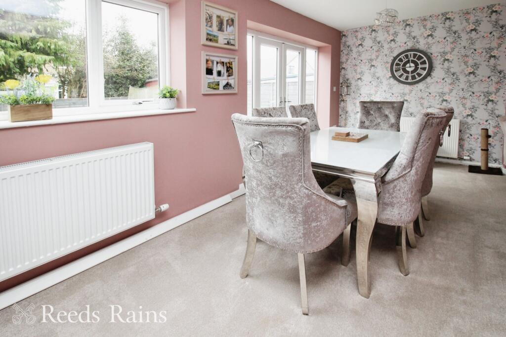 Family / Dining Area