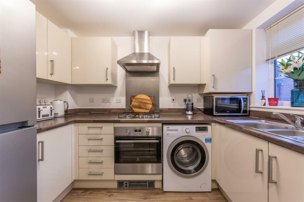 27 Cilgant Ceinwen-12.jpg