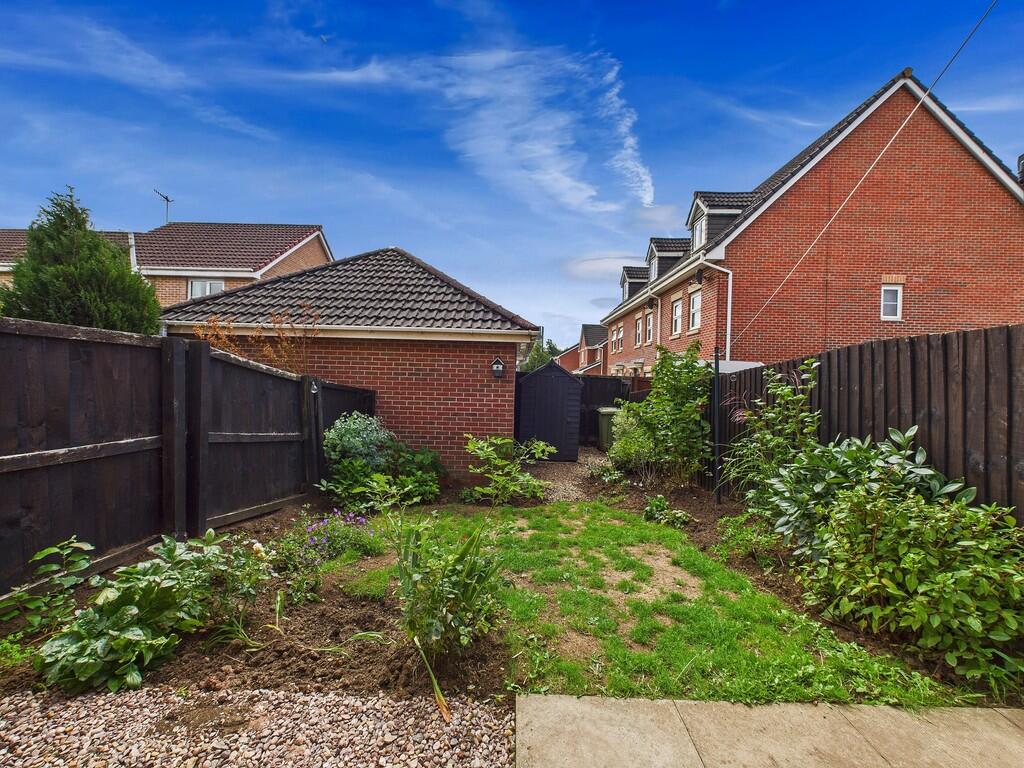 CAM04273G0-PR0164...