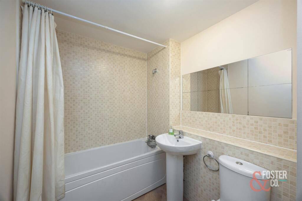 Offington Lane, Cypress Place, 4-002.jpg