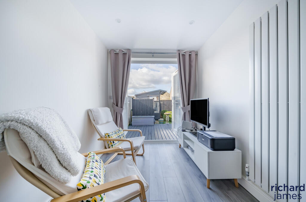 1ad202fe87924531b069f389bf1752ac