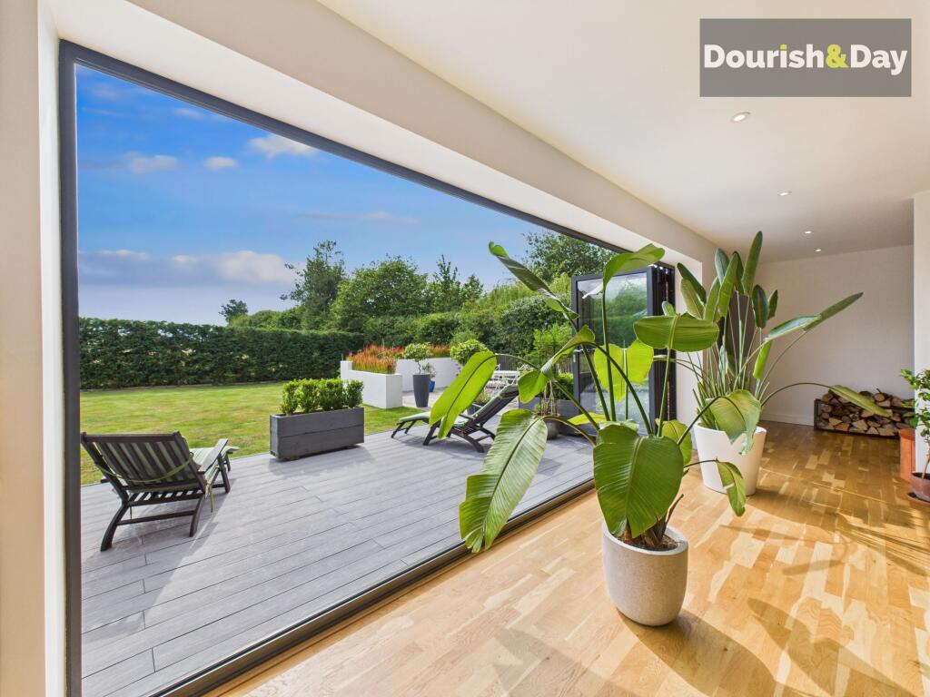 Bi-Folds To The Garden