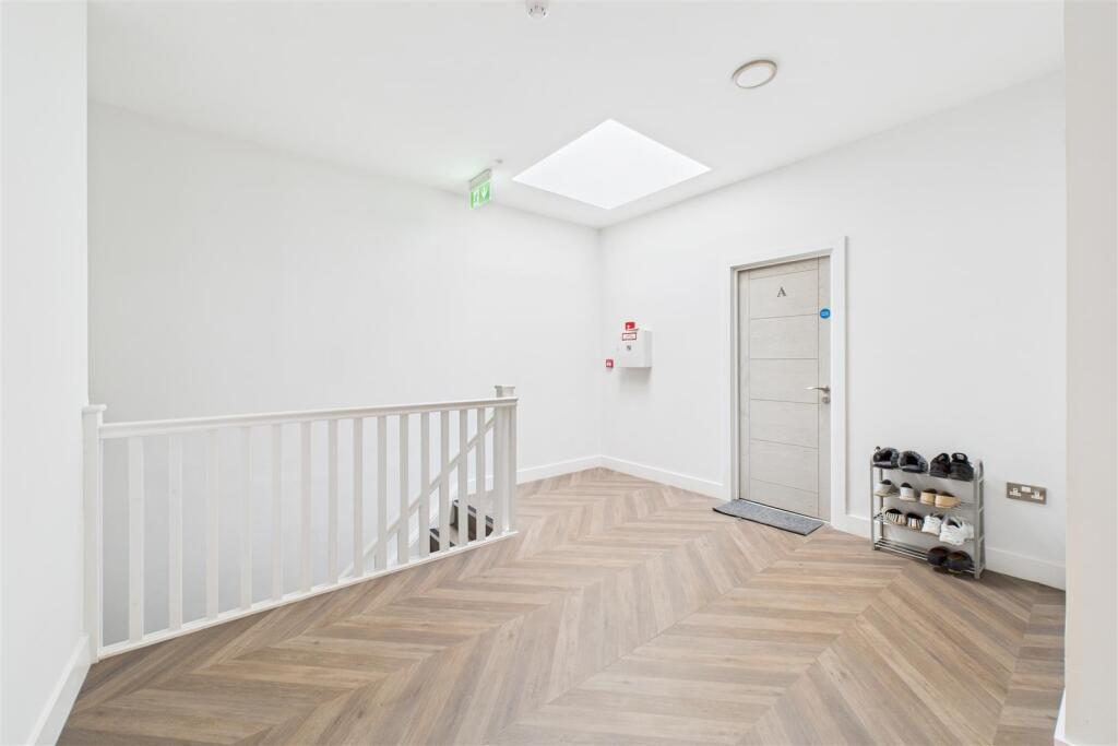 Flat 3 | 1 - 3, Old Church Road Clevedon, North So