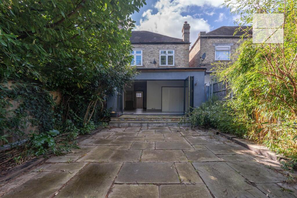 46 Whitehall Gardens_0021.jpg