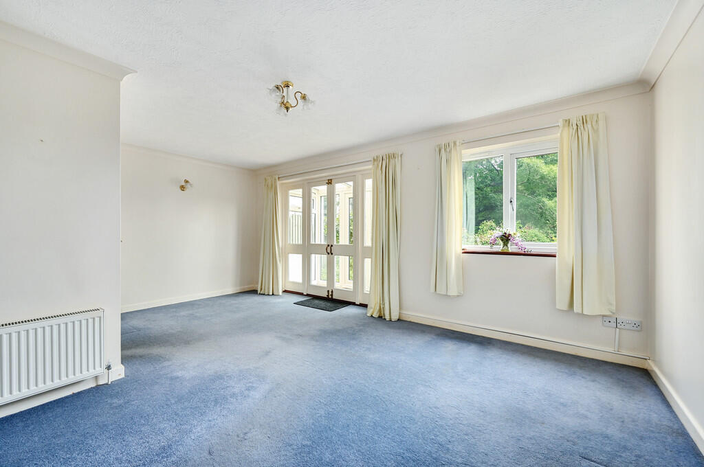 6 HILLCREST - TN3...