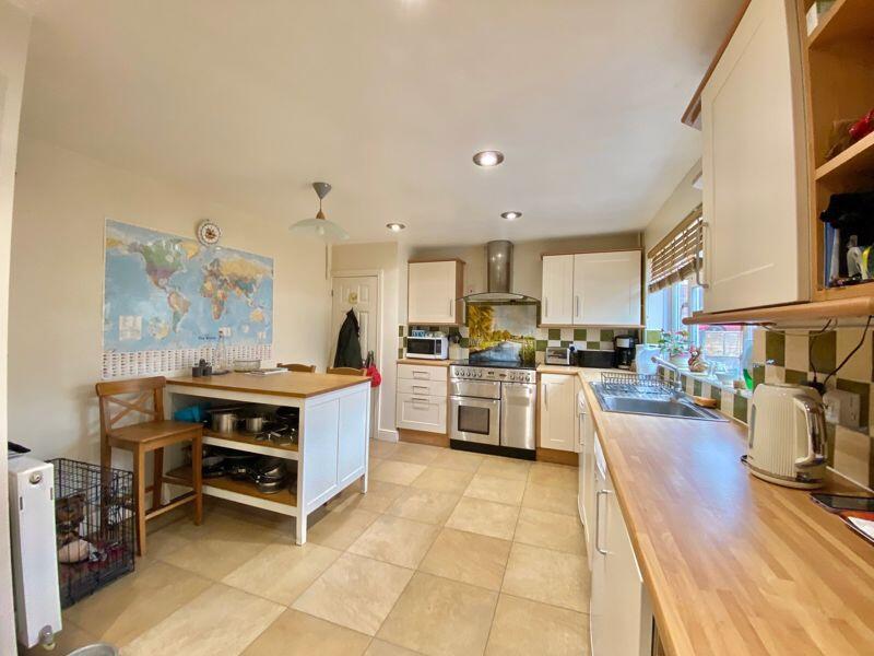 The Kitchen/Breakfast Room