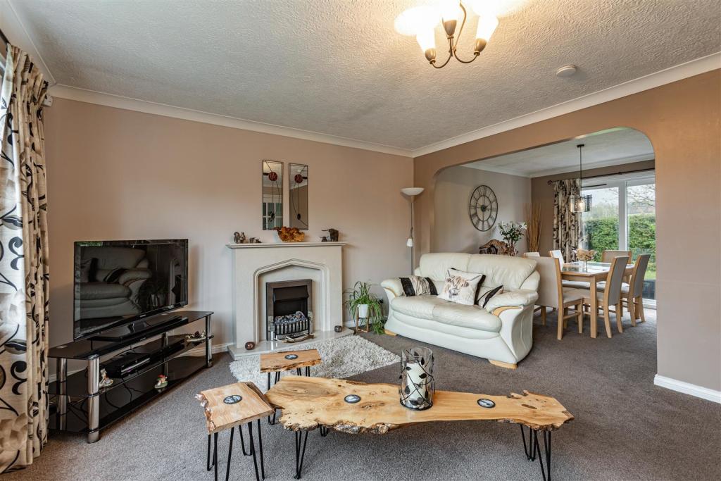 7 Tweedbank View Tweedbank 08.JPG