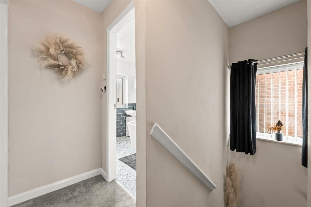 3 Peterdale Road-10.jpg