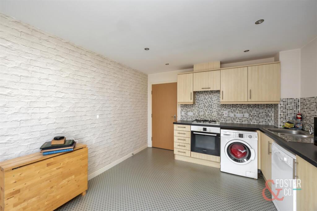 Offington Lane, Cypress Place, 4-013.jpg