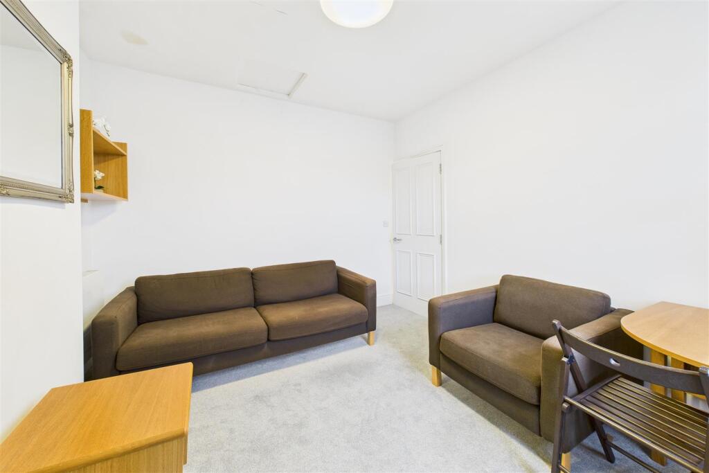 1 Osborne Villas Kingsdown, Bristol, BS2 8BP | Fre