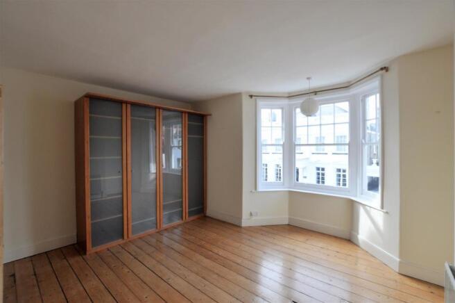 61 St Leonards Road - 09.jpeg