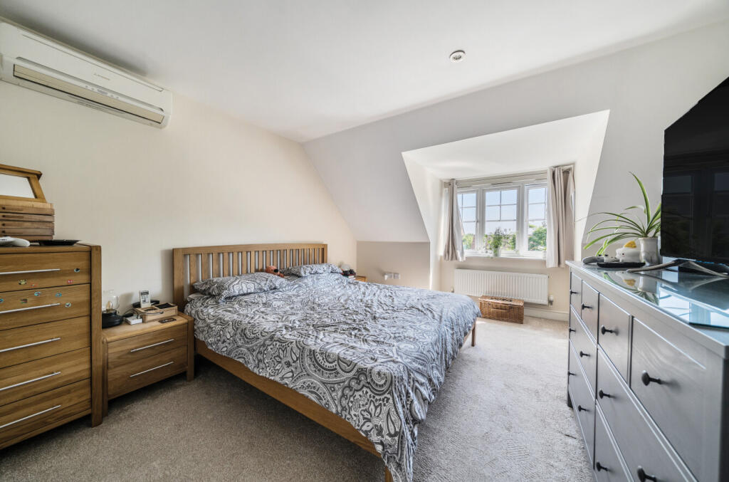 25-6824718fd6e00-...