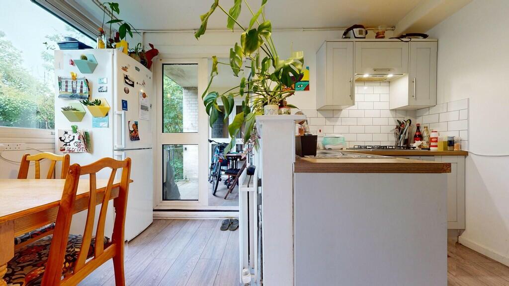 Kitchen 6