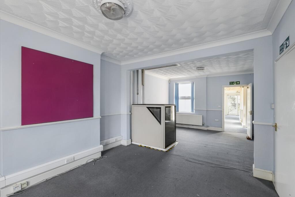 52 Westfield Road, Bletchley, MK2 2RB