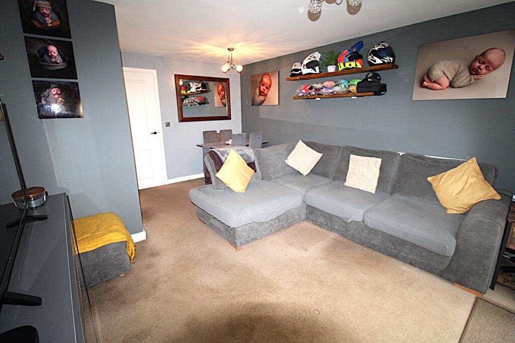 Open-Plan Lounge/ Diner