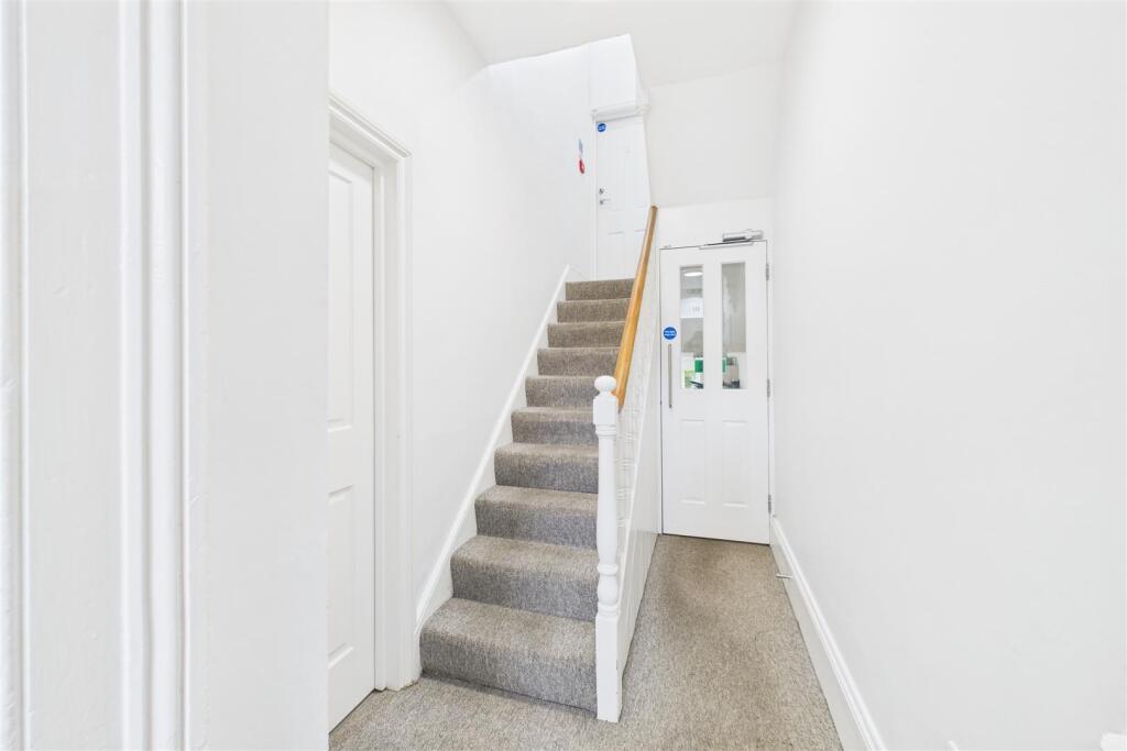 10 Osborne Villas, Kingsdown, Bristol BS2 8BP | Fr