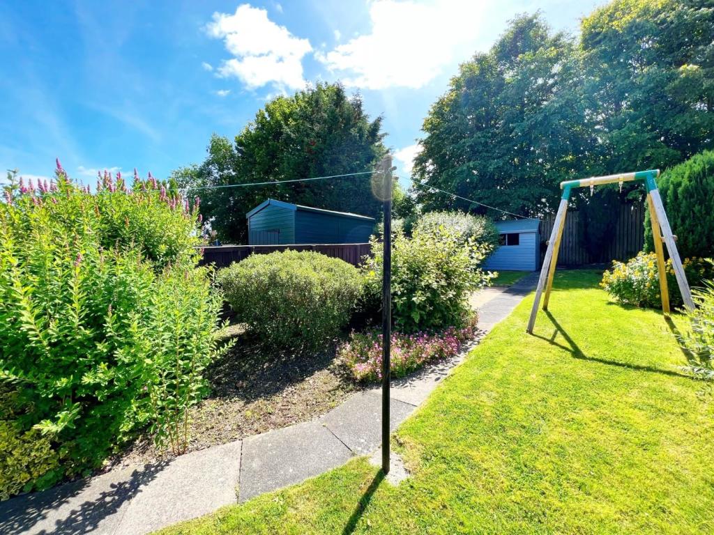 Garden 5.jpg