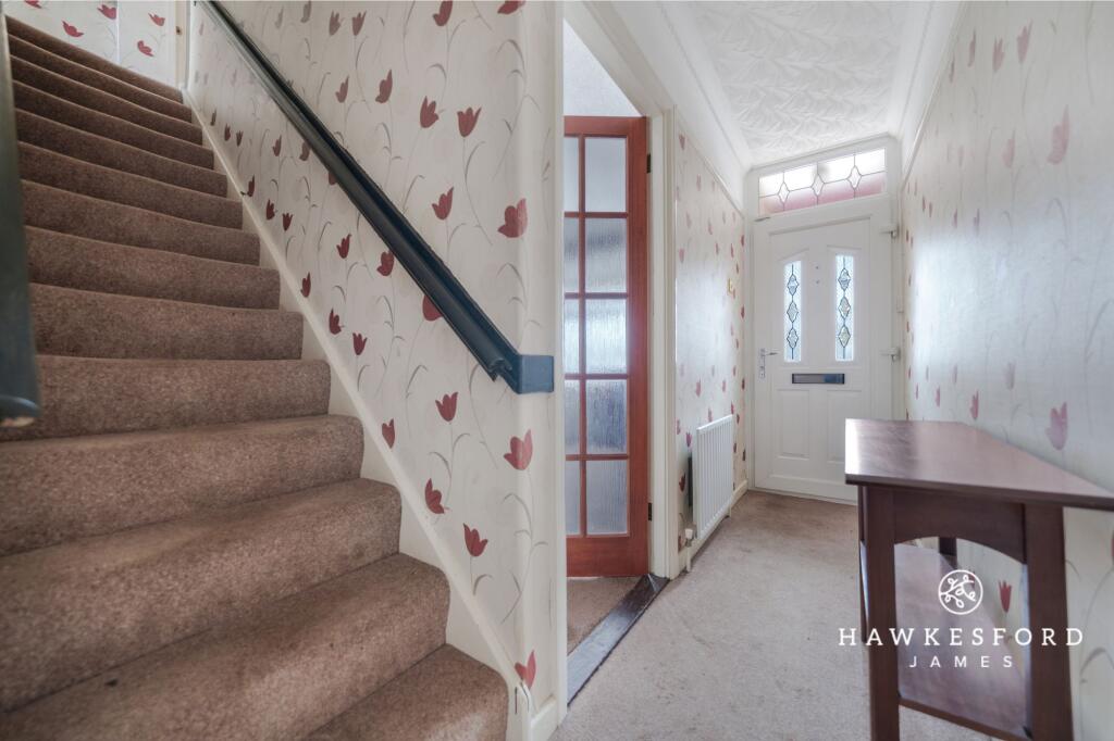 West Lane, Sittingbourne - Entrance hall