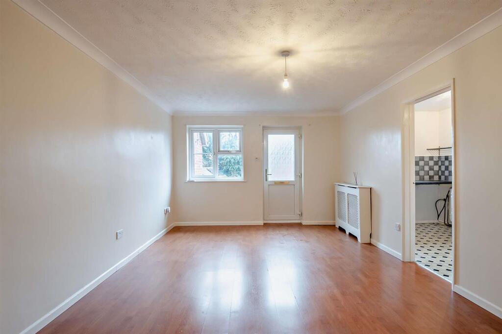 8671579-interior16-800.jpg