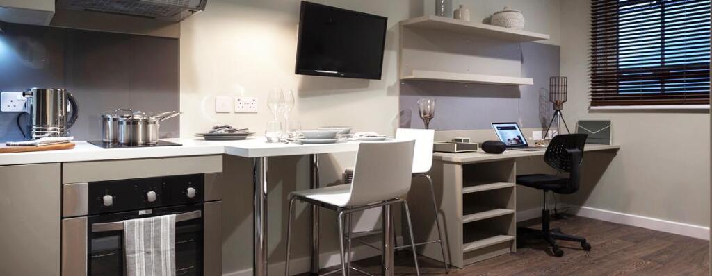 Jesmond-PREMIER PLUS Studio.jpg