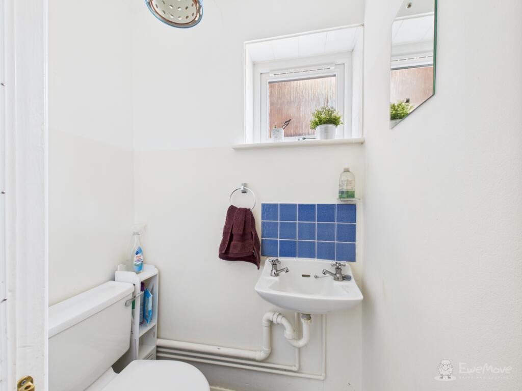 Downstairs WC- Mark Stephens EweMove Newmarket and