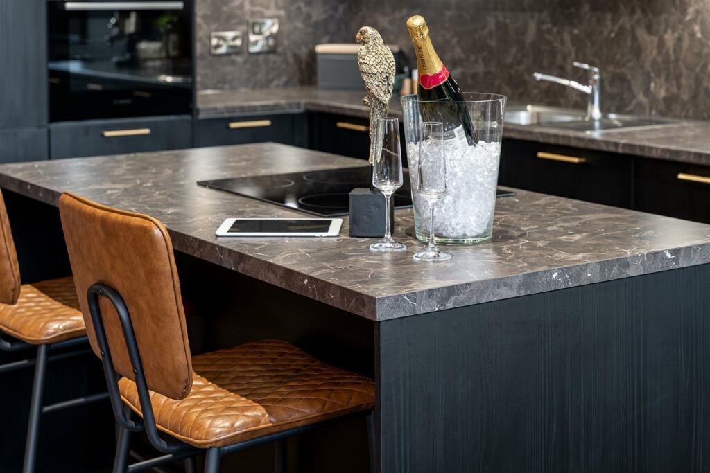Priory House Showhome - by Ralph Media Group 09528