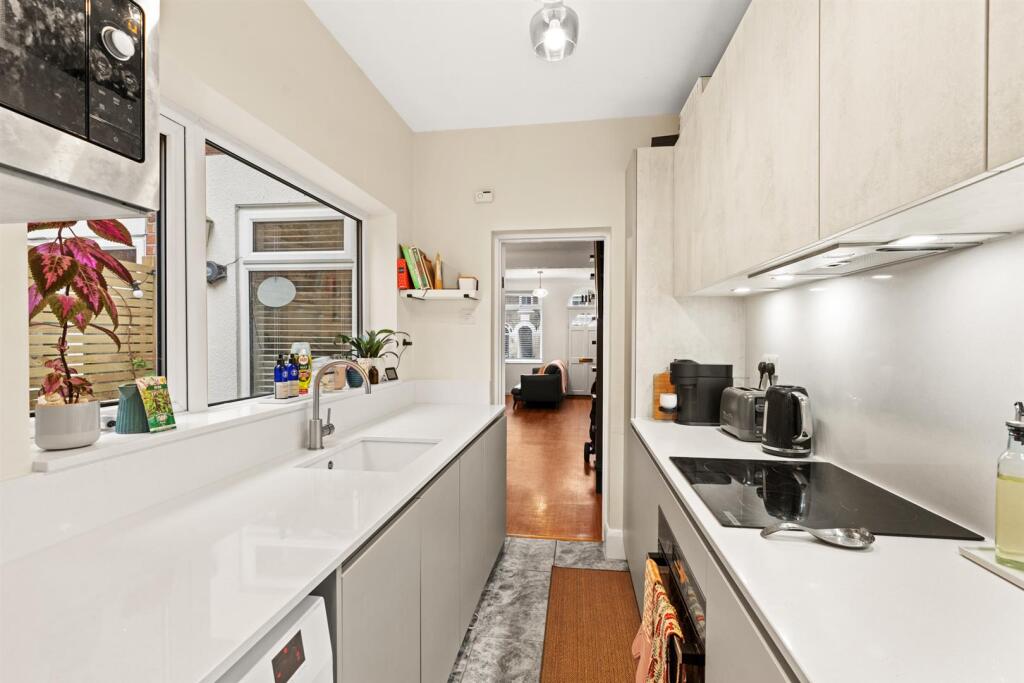 111BuryStreet-016.jpg