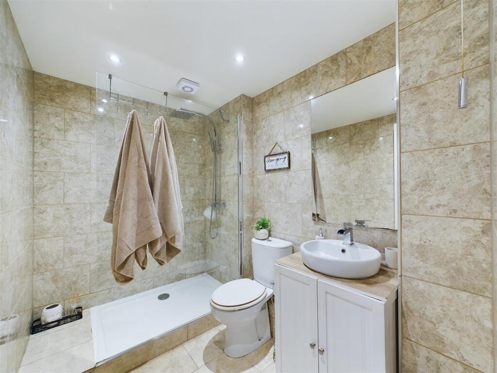 Bath 2.jpg