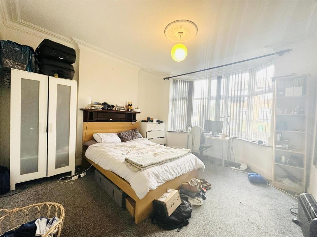 Bedroom Seven