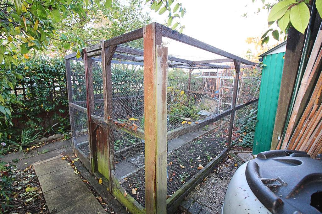 soft fruit cage