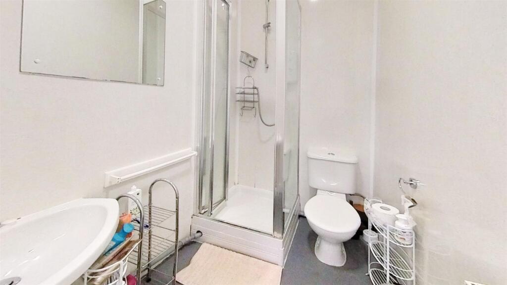 6-Harrow-Road-Bathro