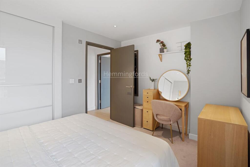 Bedroom 3.jpg
