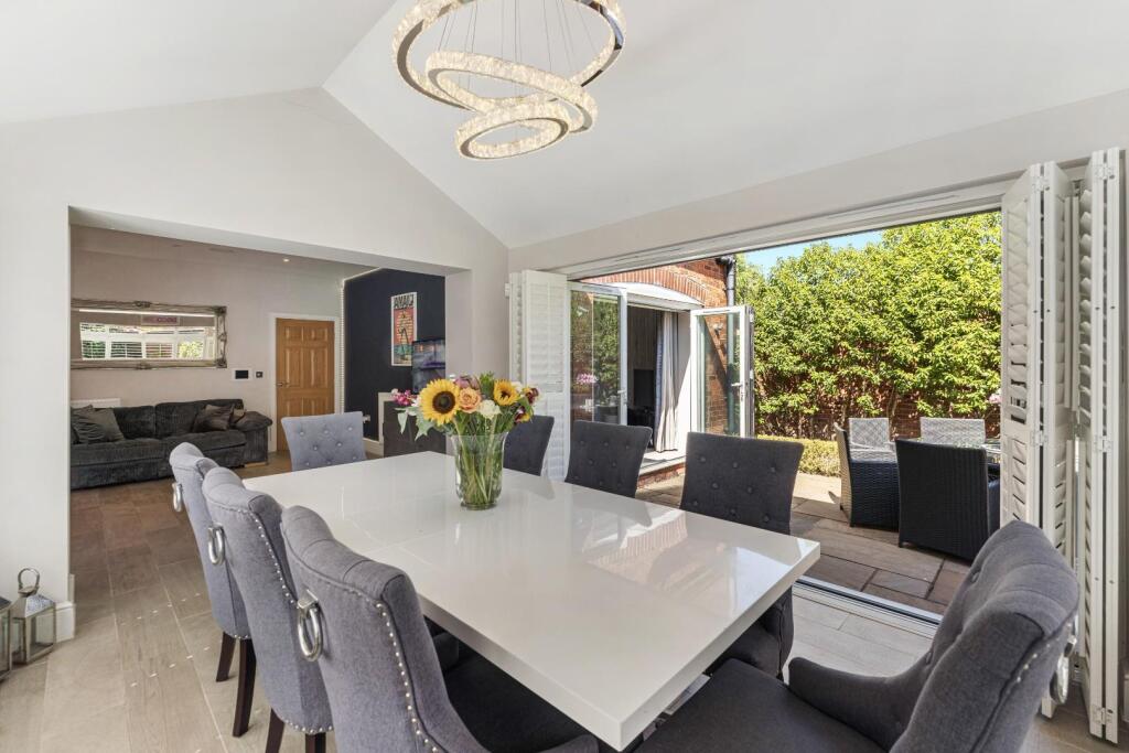 Bletchley Park Way, Wilmslow-32.jpg